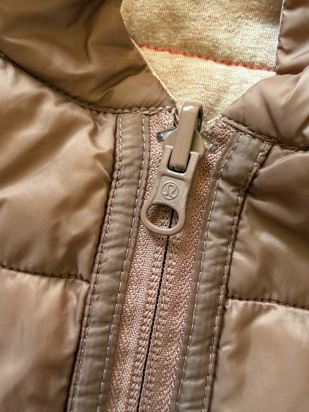 Lululemon The Bomb Reversible Bomber Jacket in Bark Berry/Heathered Bark Berry - Picture 9 of 14